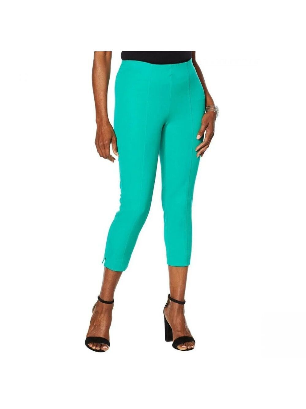 Motto Women's Timeless Twill Pull-On Crop Pant